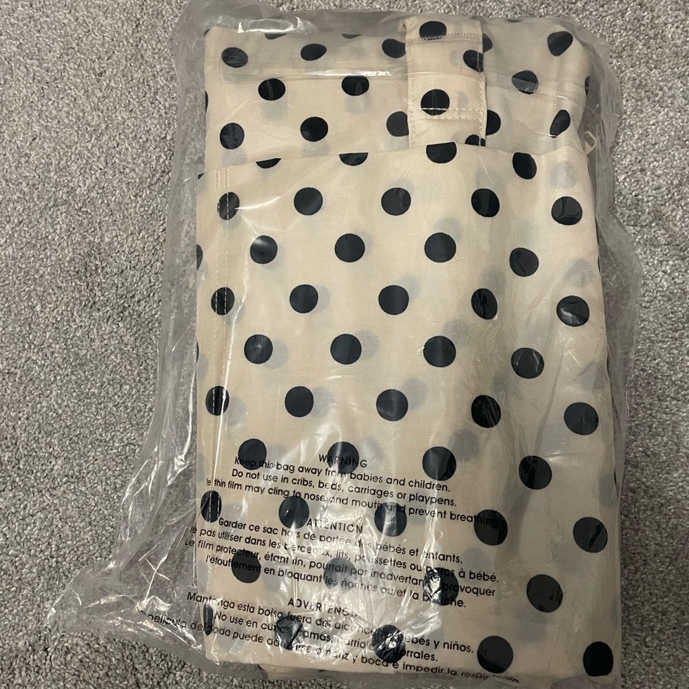 BAGGU Small Cloud Carry-On Bag Cream Black Polka Dot - Picture 3 of 4